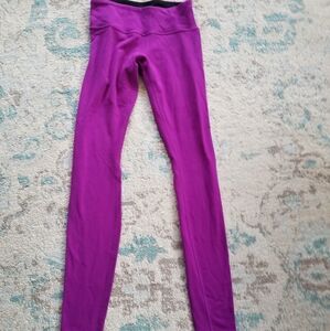 Lululemon purple leggings size 4
